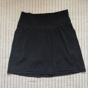 Athleta Salutation Stash Skort - Black - Size Small